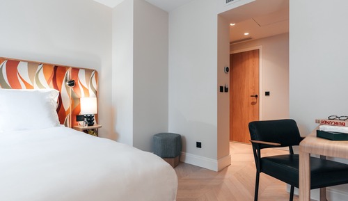 Deluxe Room, Balcony