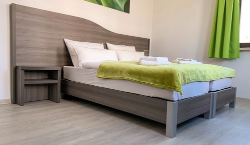 Classic Double Room, Private Bathroom (Apartment)