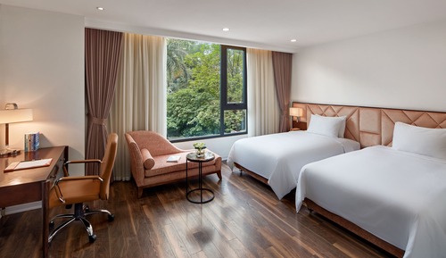 Deluxe Twin Room, City View