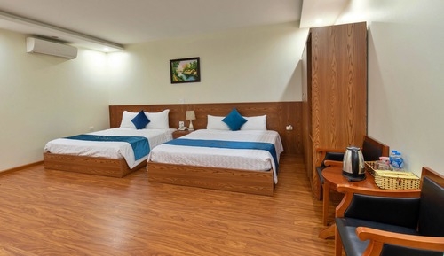 Family Quadruple Room, 2 Queen Beds, City View