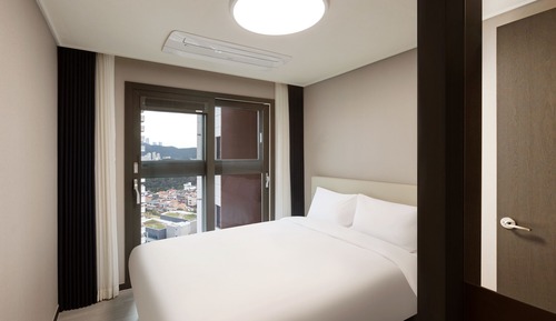 TERRACE SUITE 2 BEDROOMS, Partial Ocean View