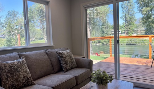 Deluxe Cabin 2, 1 Bedroom, Balcony, River View