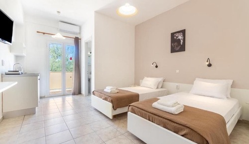Double Room, Balcony, Partial Sea View
