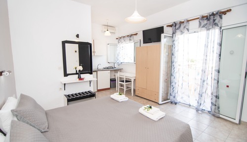 Superior Double Room, Balcony, Pool View