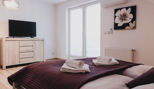 Apartment (19A/14)