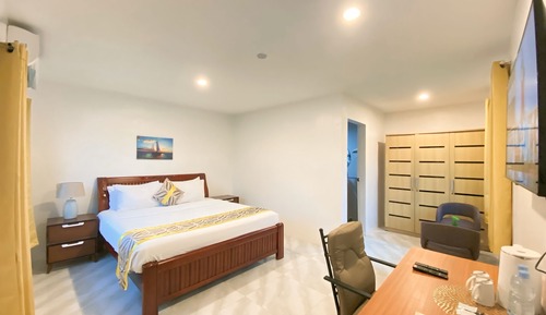 Executive Room