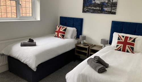 House, Private Bathroom