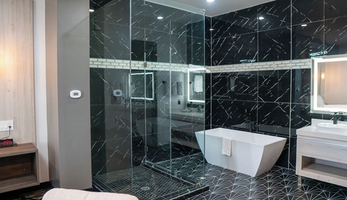 Studio Suite, 1 King Bed, Non Smoking, Hot Tub