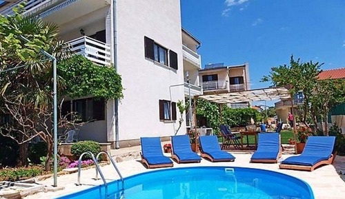 Apartment (Two Bedroom Apartment with Terrace)