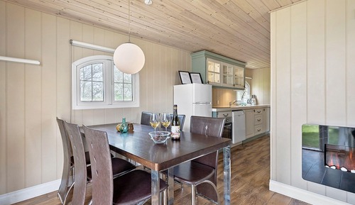 Classic Cabin