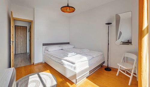 Apartment (125 - ul. Obrońców Wybrzeża 8)