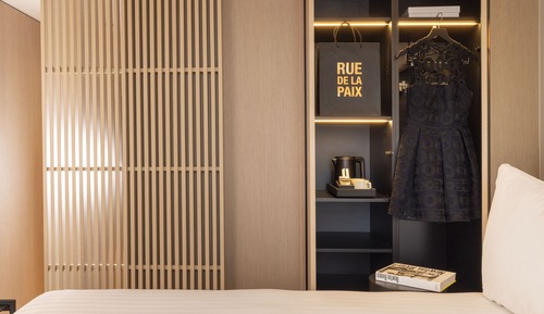 Chambre Communicante