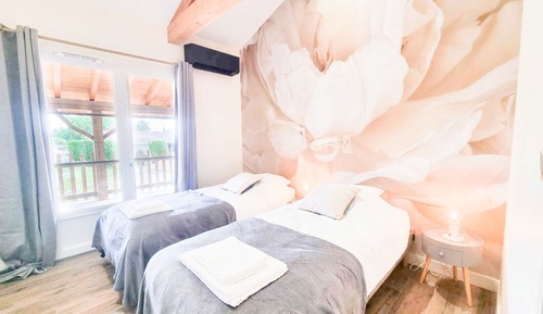 Deluxe Double or Twin Room, Garden View