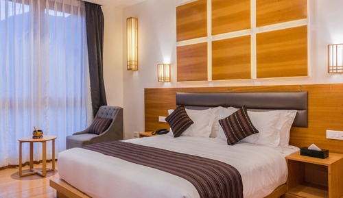 Deluxe Room, 1 Bedroom, Mountain View