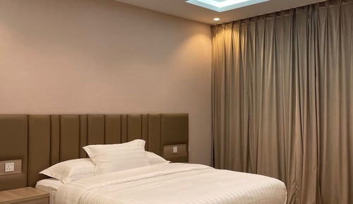 Family Apartment, 1 Bedroom, Private Bathroom, Mountain View