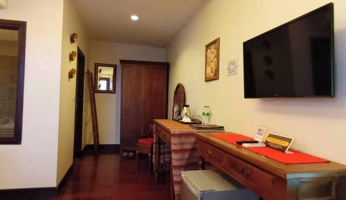 Superior Double Room with Bathtub