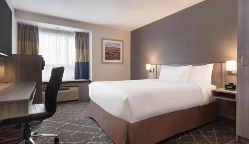 Economy Room, 1 Queen Bed, Non Smoking