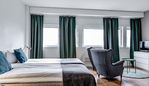 Studio, 1 Twin Bed