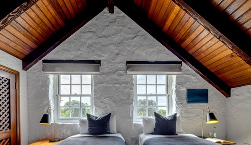 2 Bedroom Stone Cottage