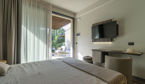 Standard Double Room, Garden View