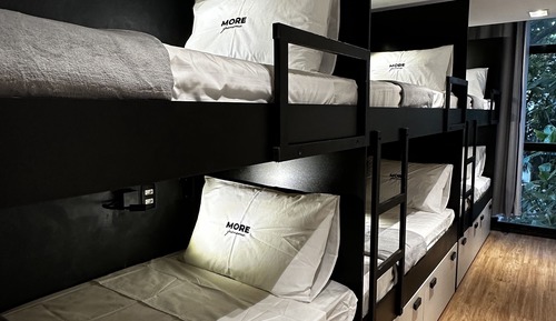 Dormitorio Misto Compartilhado 6 camas