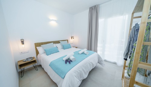 Panoramic Apartment, 2 Bedrooms, Balcony, Sea View