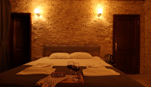 Junior Room, Fireplace