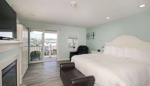 Beach Street One King