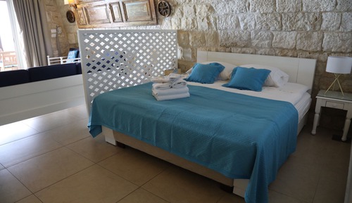 Comfort Studio Suite, 1 Queen Bed, Sea View