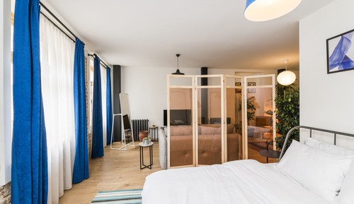 Deluxe Loft
