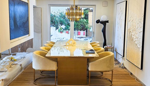 Luxury Apartment
