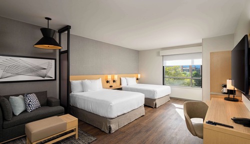 Standard Room, 2 Queen Beds, Accessible, Bathtub