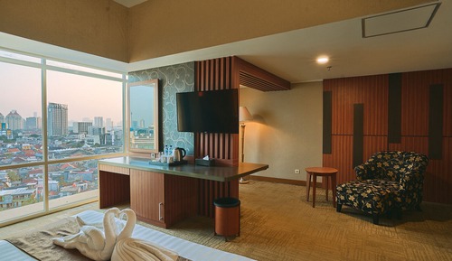 Executive Room