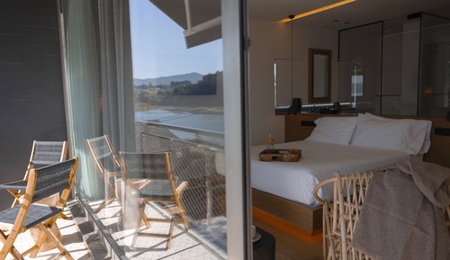 Malates Signature Room