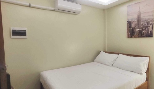 Basic Single Room, 1 Double Bed