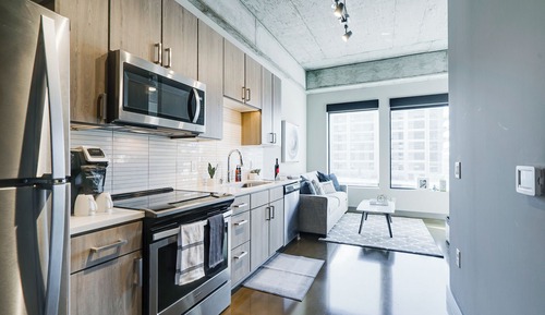 Condo, 1 Queen Bed, City View