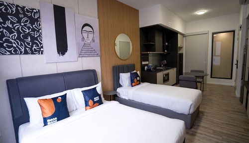 Family Studio, 1 Queen Bed, City View