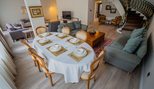 Elite Apartment, 4 Bedrooms, City View