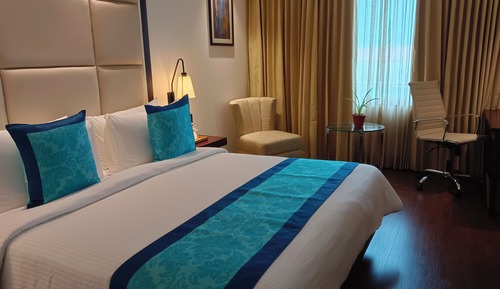 Deluxe Room, 1 King Bed