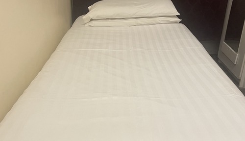 Basic Single Room, Shared Bathroom