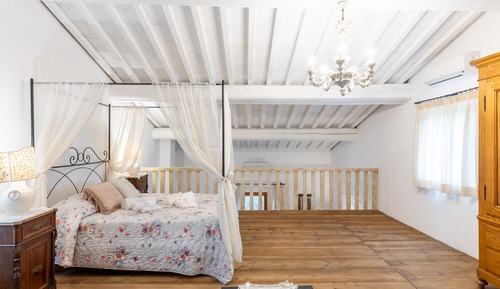 Romantic Loft, 1 King Bed with Sofa bed, Non Smoking, Hill View