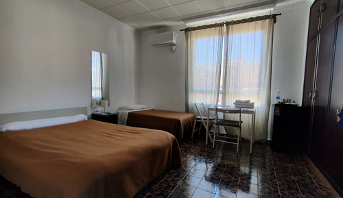 Comfort Room, Shared Bathroom