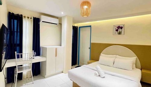 Queen Room
