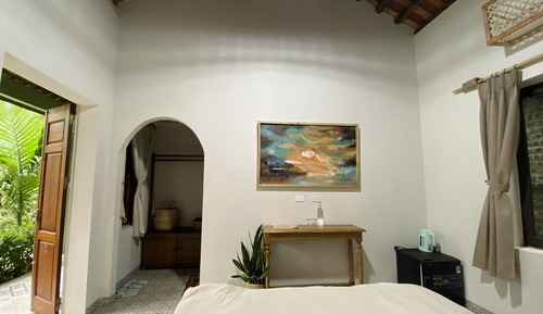 Superior Double Room, 1 King Bed, Non Smoking, Garden View