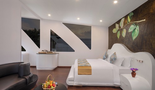 Premium Water Cabana (Lake View)
