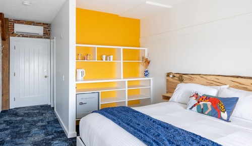 Premium Room