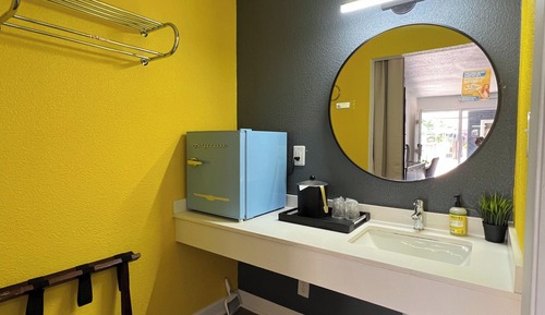 Deluxe Shared Dormitory, Mixed Dorm