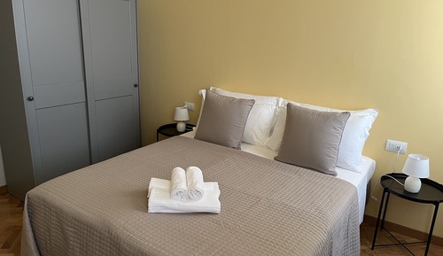 Classic Double or Twin Room (14)