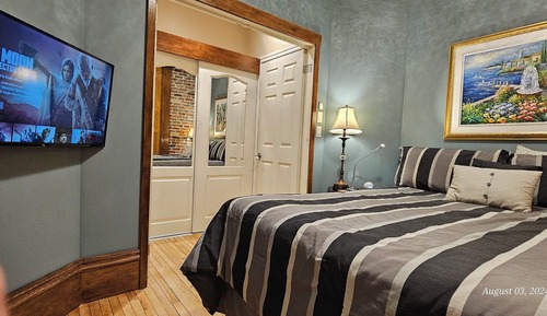 Deluxe Condo, 1 Queen Bed with Sofa bed, Non Smoking, City View