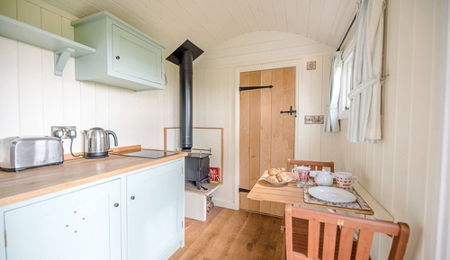 Apartment (1 Bedroom)